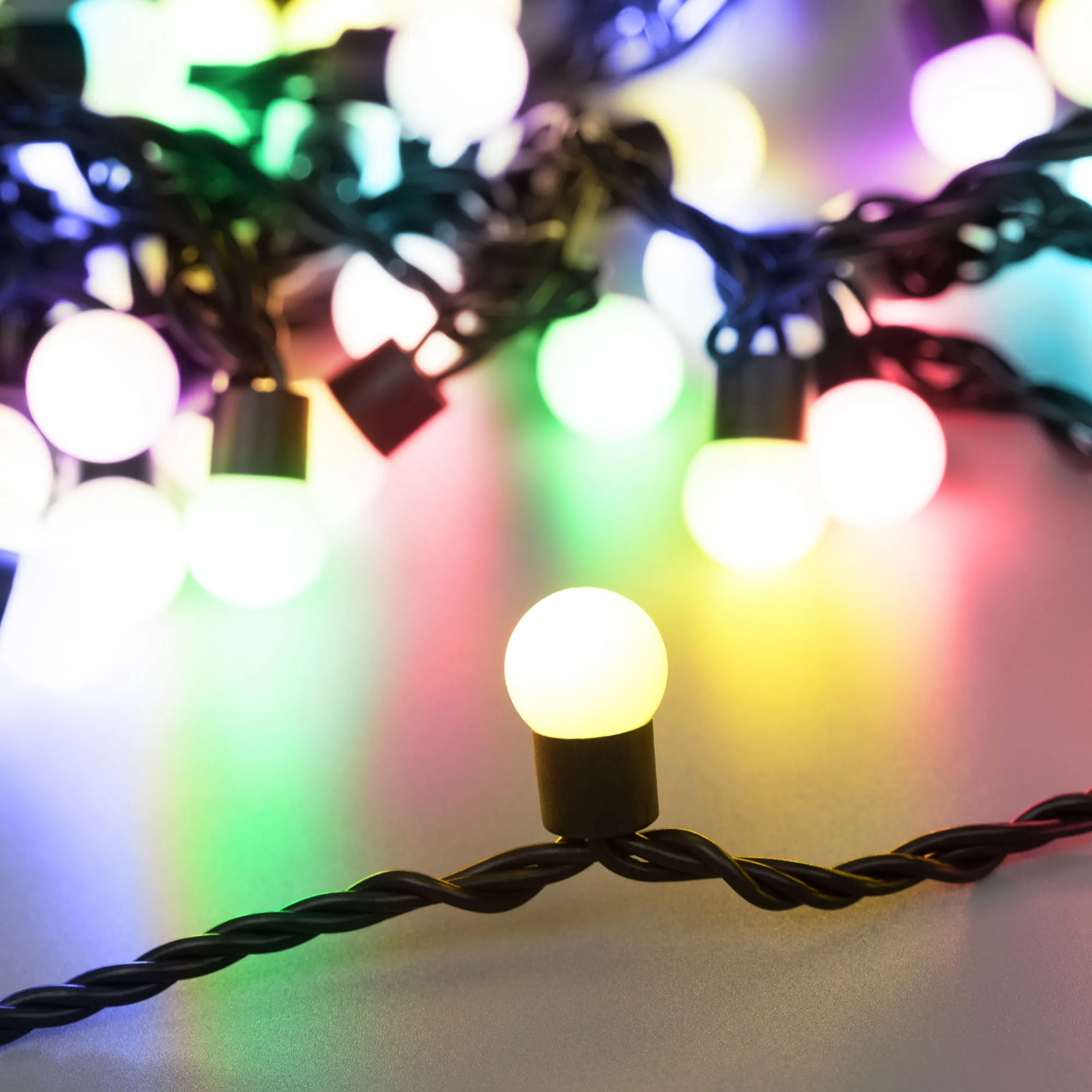 Светодиодная гирлянда ARD-BALL-CLASSIC-D17.5-20000-BLACK-200LED RGB (230V, 14W) (Ardecoled, IP65) - изображение товара